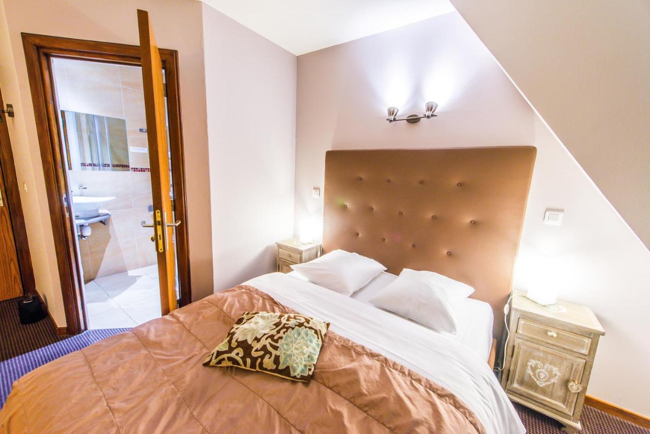 Hotel Au Lion Ribeauvillé Dış mekan fotoğraf